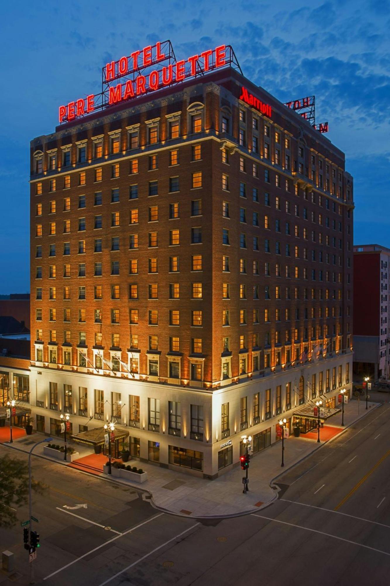 Peoria Marriott Pere Marquette Hotel Exterior photo